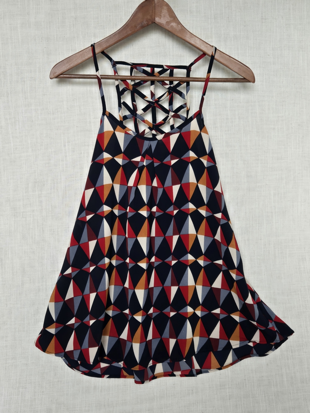 Hayden LA Geometric Print Swing Tank w Lattice Back Design, Pleated Front Size S